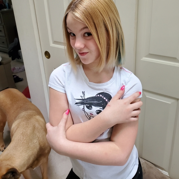 Meet your Posher, lyndsi - Picture 4 of 7